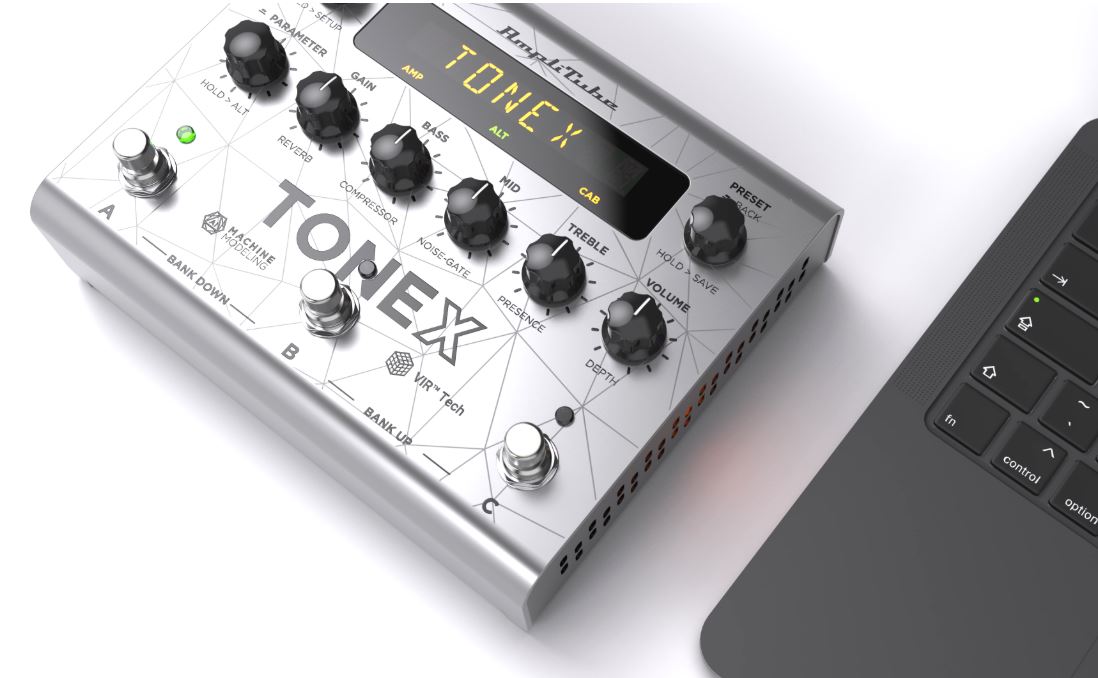 Ik Multimedia Tonex Pedal Bass - Simulator en Modulation effectpedaal - Variation 1