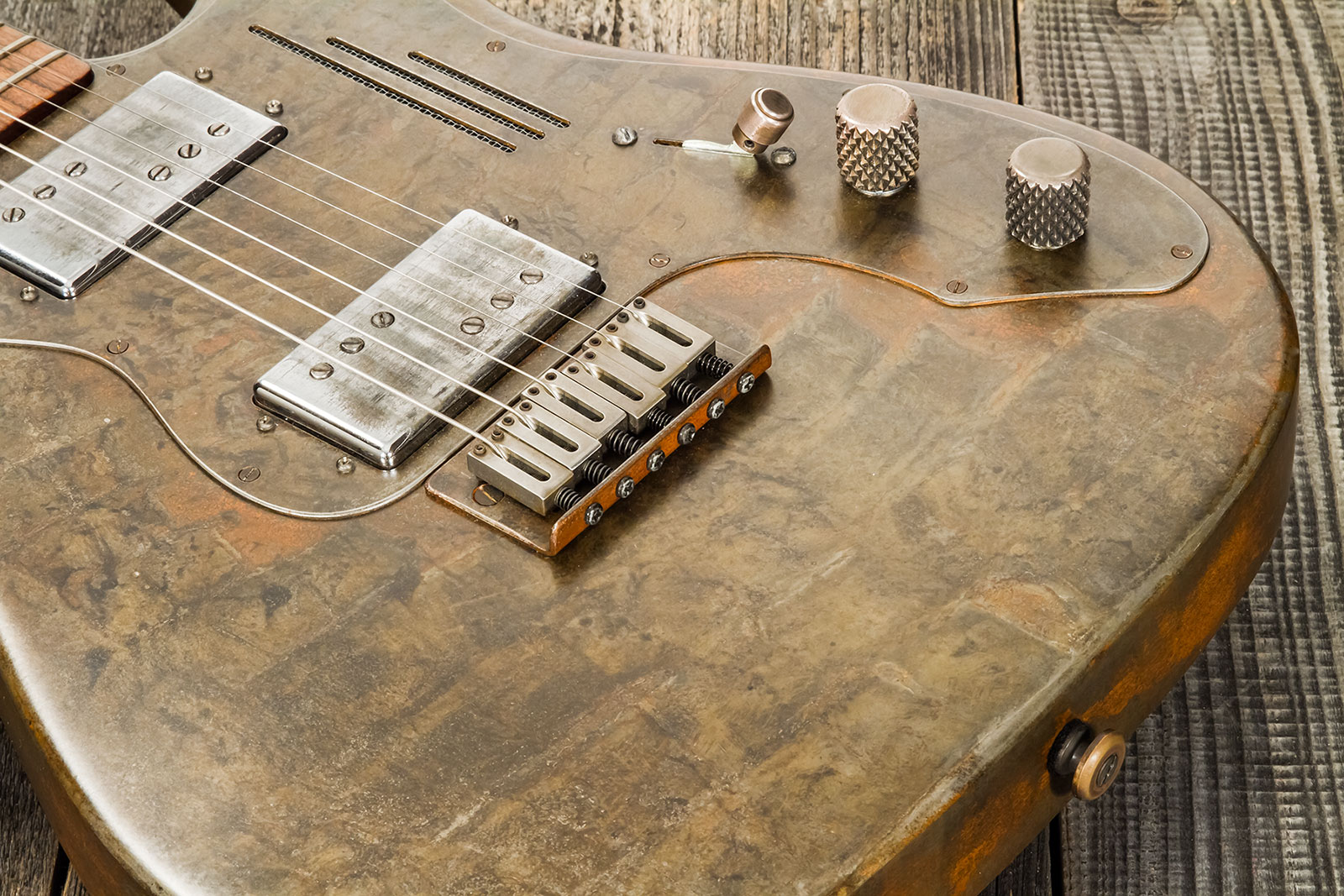 James Trussart Deluxe Steelguard Caster Perf. Back Wide Range 2h Rw Rusty #17148 - Rust O Matic - Semi hollow elektriche gitaar - Variation 4