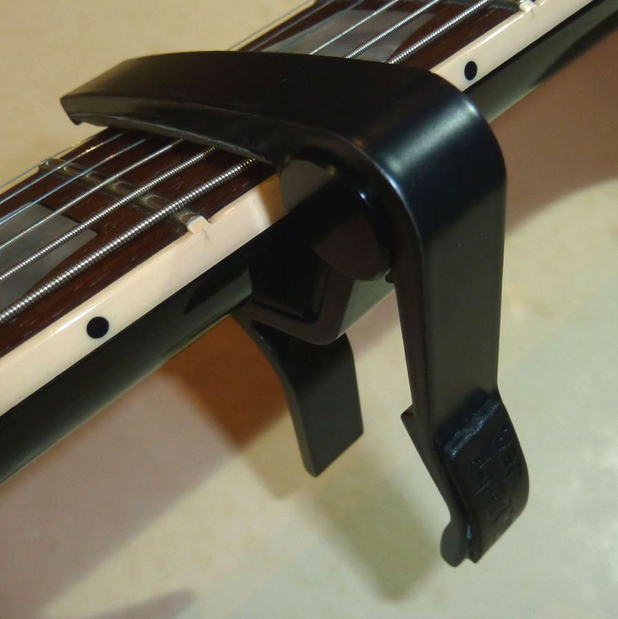 Jim Dunlop 83cb Guit. Elec. Et Folk Pince Trigger Curved Black - Capo - Variation 2