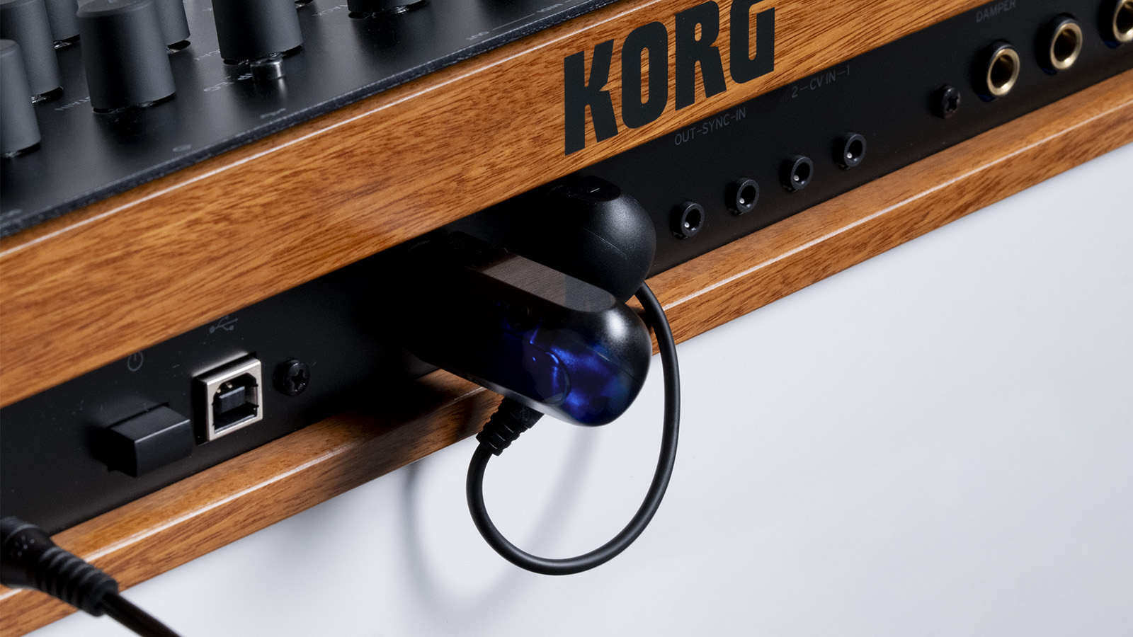 Korg Bm-1 Interface Midi Bluetooth - Stroomvoorziening - Variation 1