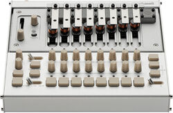 Synthesizer  Korg Phase 8