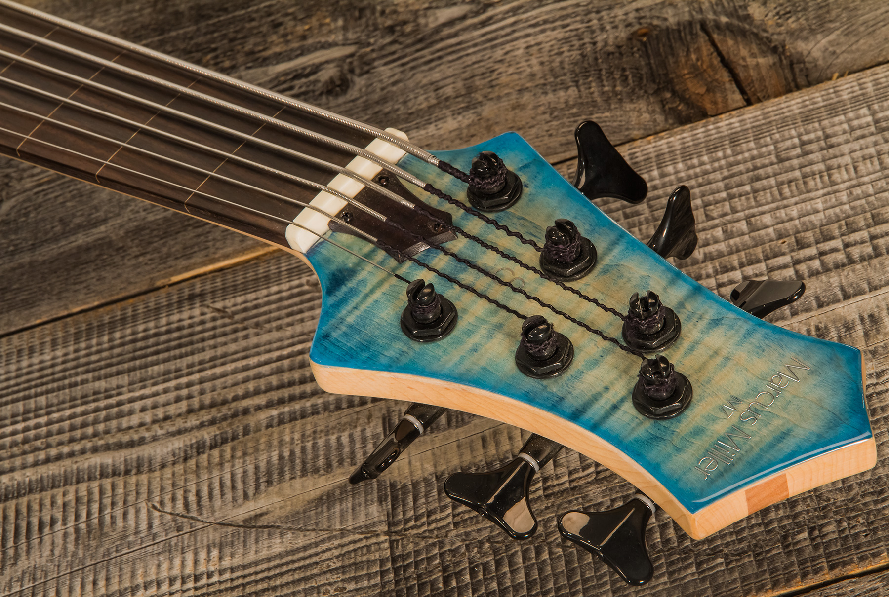 Marcus Miller M7 Swamp Ash 6st Fretless 6c Active Eb - Transparent Blue - Solid body elektrische bas - Variation 5