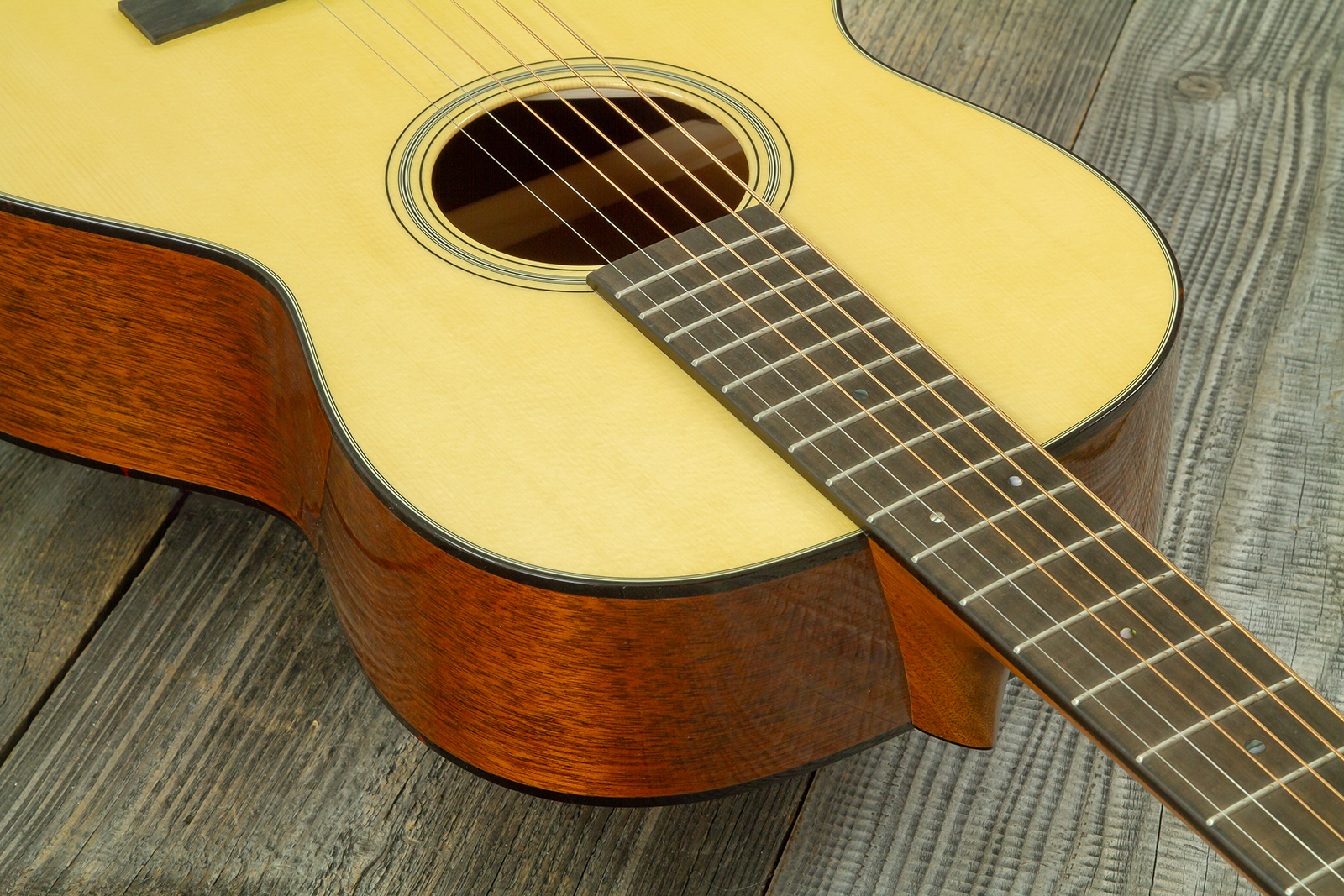 Martin Custom Shop Cs-00-c25004861 Grand Concert Shsc Epicea Adirondack / Acajou Eb #2957971 - Natural Aging Toner - Folk gitaar - Variation 5