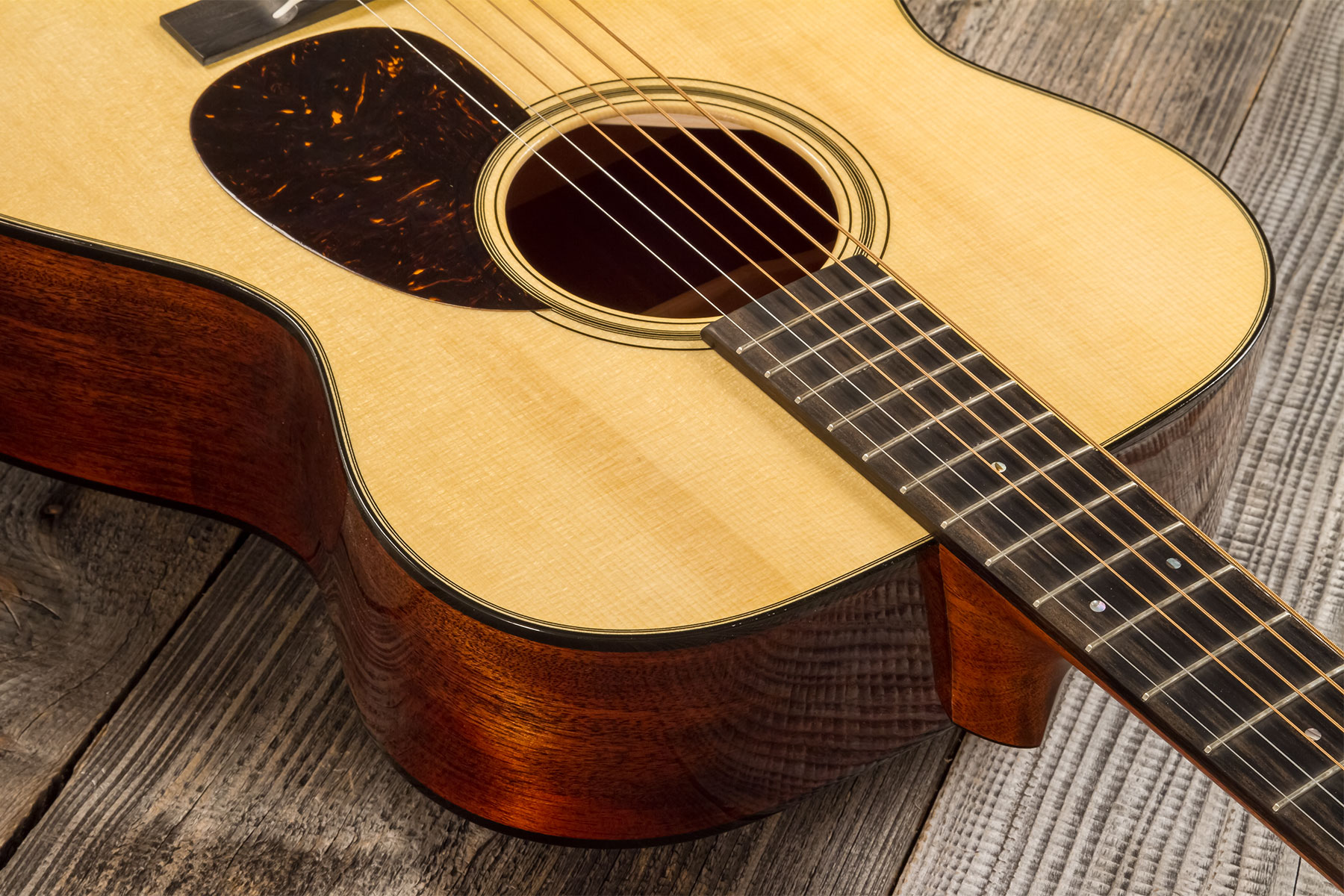 Martin Custom Shop Cs-om-c23035507 Orchestra Epicea Acajou Eb #2816489 - Natural Aging Toner - Volksgitaar - Variation 4