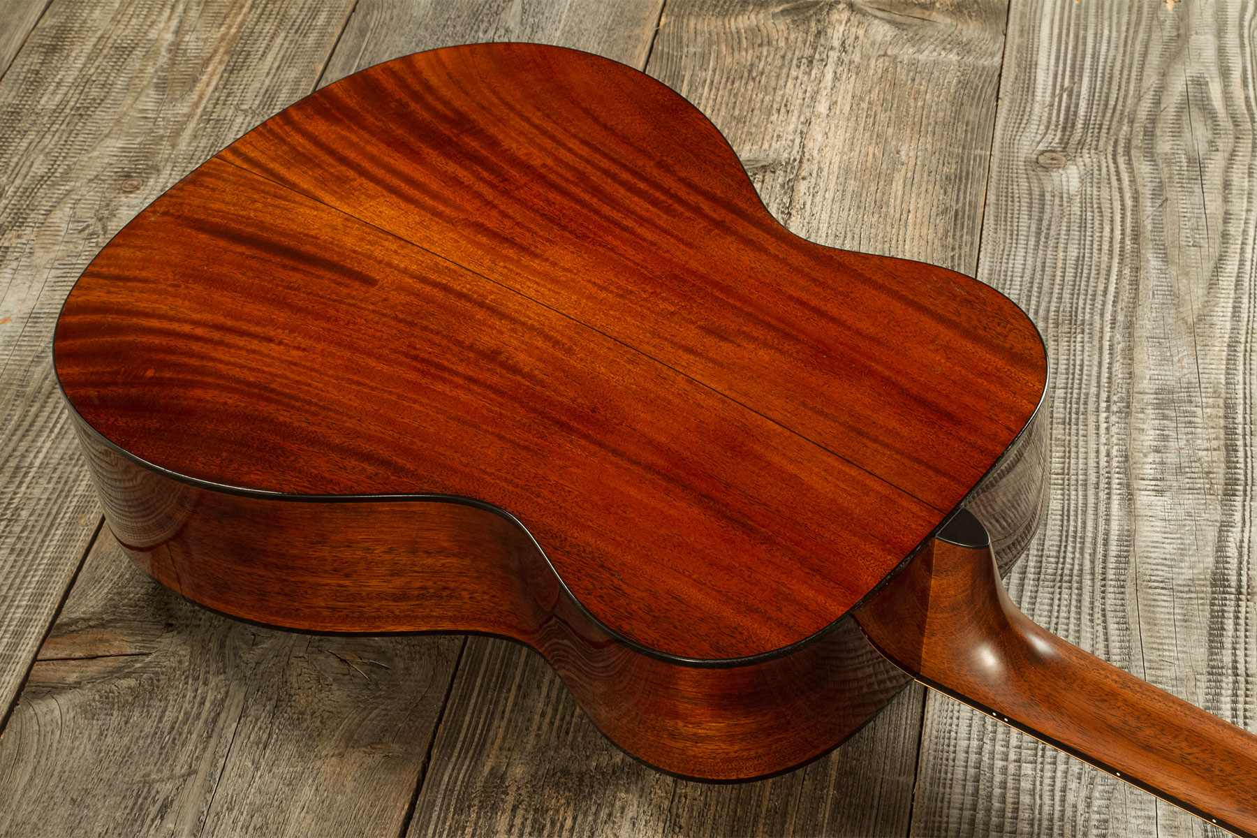 Martin Custom Shop Cs-om-c23035507 Orchestra Epicea Acajou Eb #2816489 - Natural Aging Toner - Volksgitaar - Variation 5