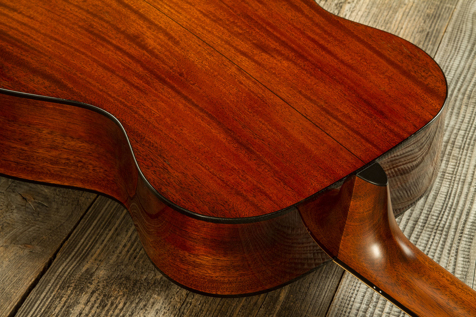 Martin Custom Shop Cs-om-c23035507 Orchestra Epicea Acajou Eb #2816489 - Natural Aging Toner - Volksgitaar - Variation 6