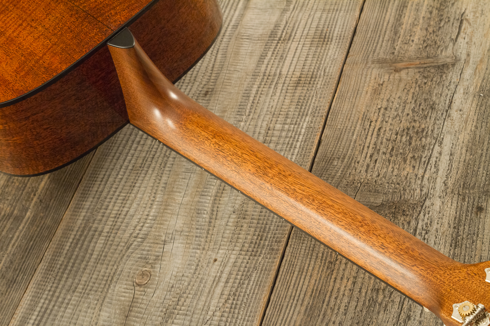 Martin Custom Shop Dreadnought Epicea Sitka / Acajou #2964131 - Natural Aging Toner - Folk gitaar - Variation 10