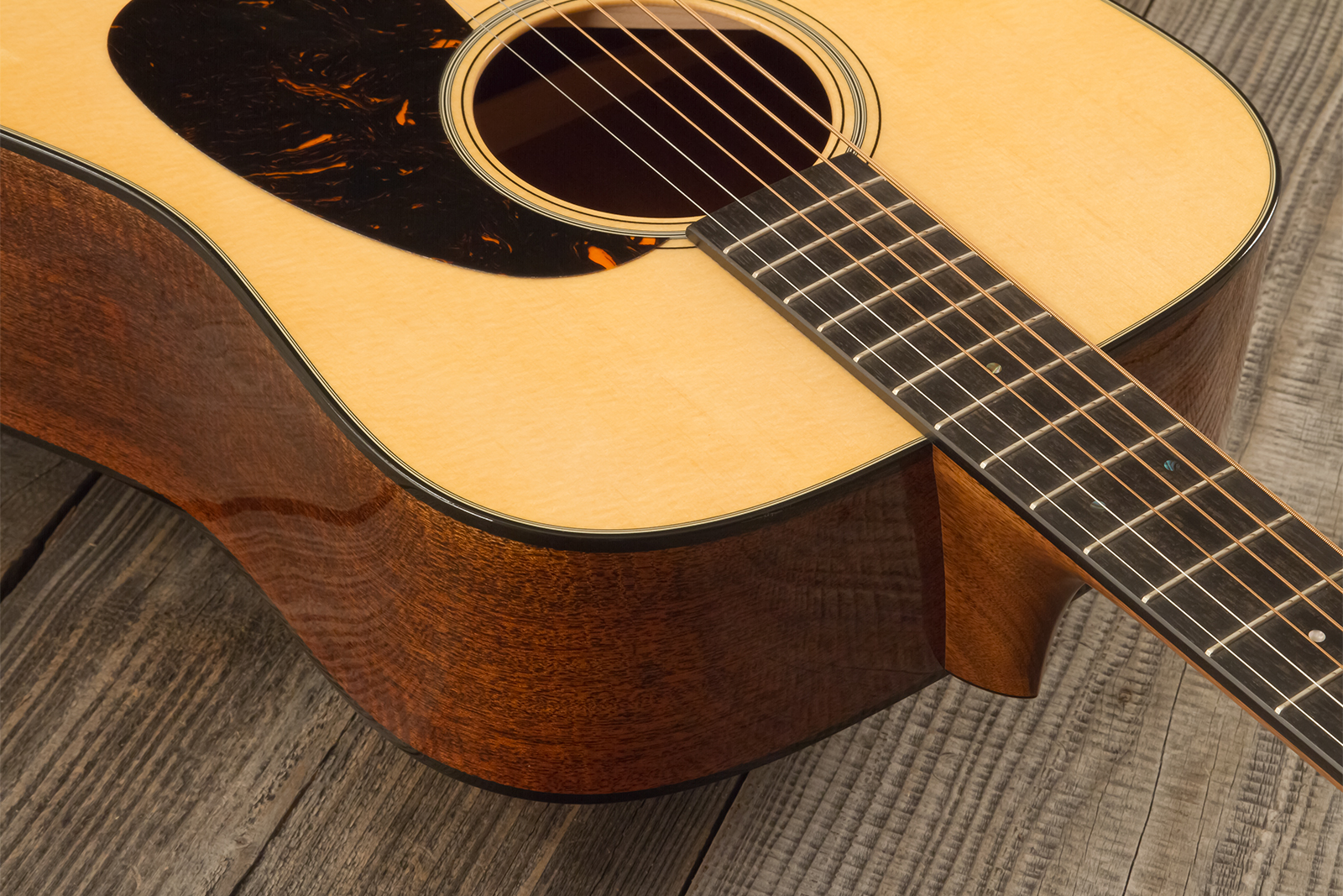 Martin Custom Shop Dreadnought Epicea Sitka / Acajou #2964131 - Natural Aging Toner - Folk gitaar - Variation 4