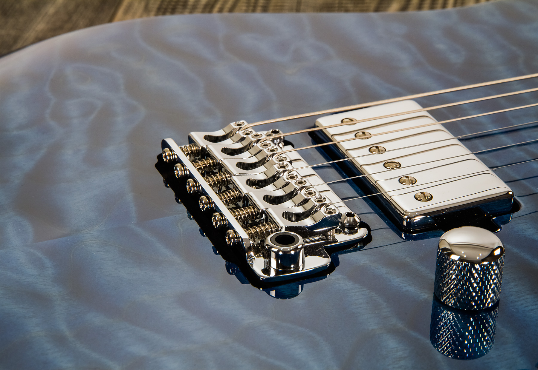 Mayones Guitars Aquila Elite S 6 40th Anniversary 2h Trem Mn #aq2204194 - Trans Blue Gloss - Elektrische gitaar in Str-vorm - Variation 4