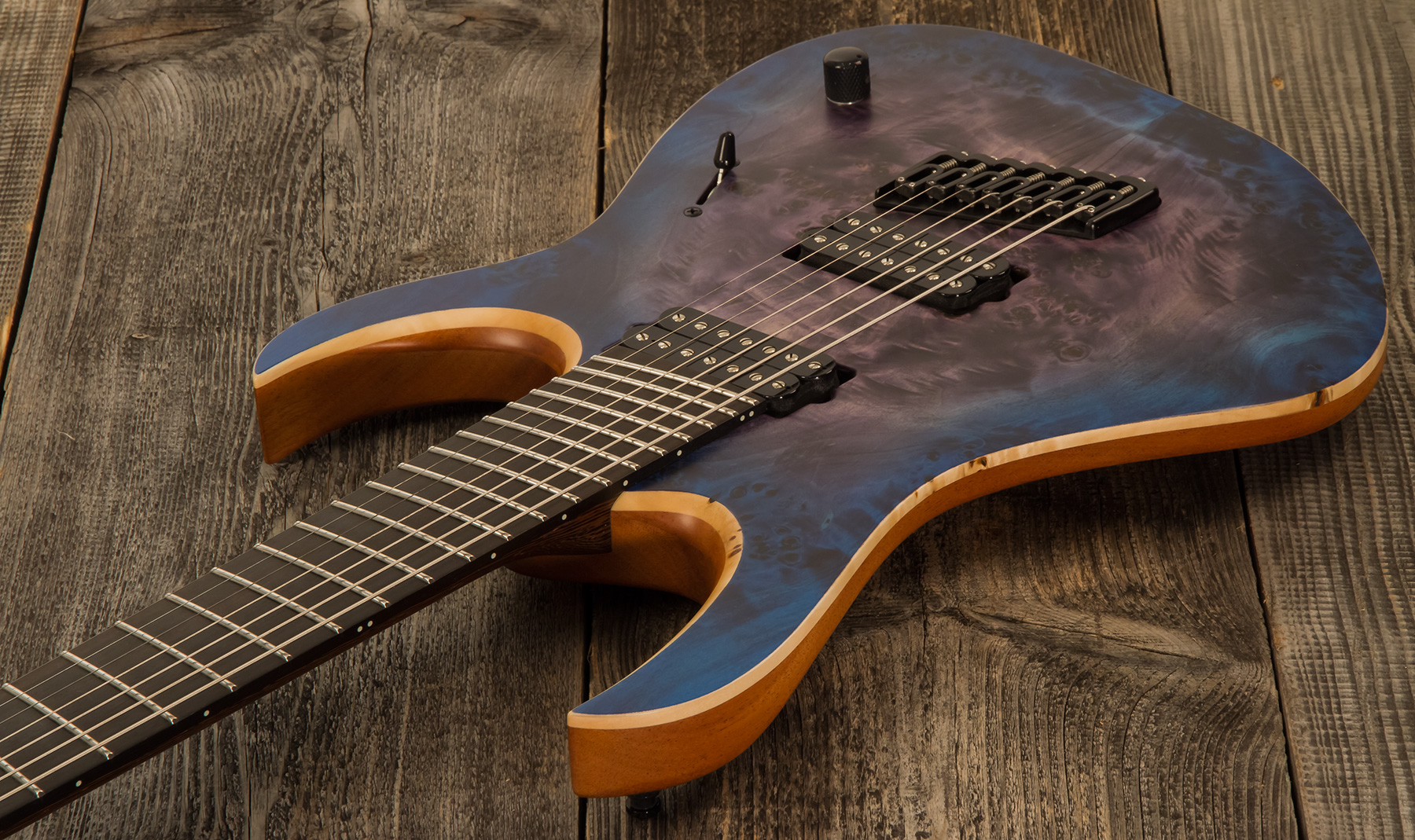 Mayones Guitars Duvell Elite V-frets 7c Hh Bare Knuckle Ht Eb - Jeans Black 3-tone Blue Burst Satin - Multi-scale gitaar - Variation 2