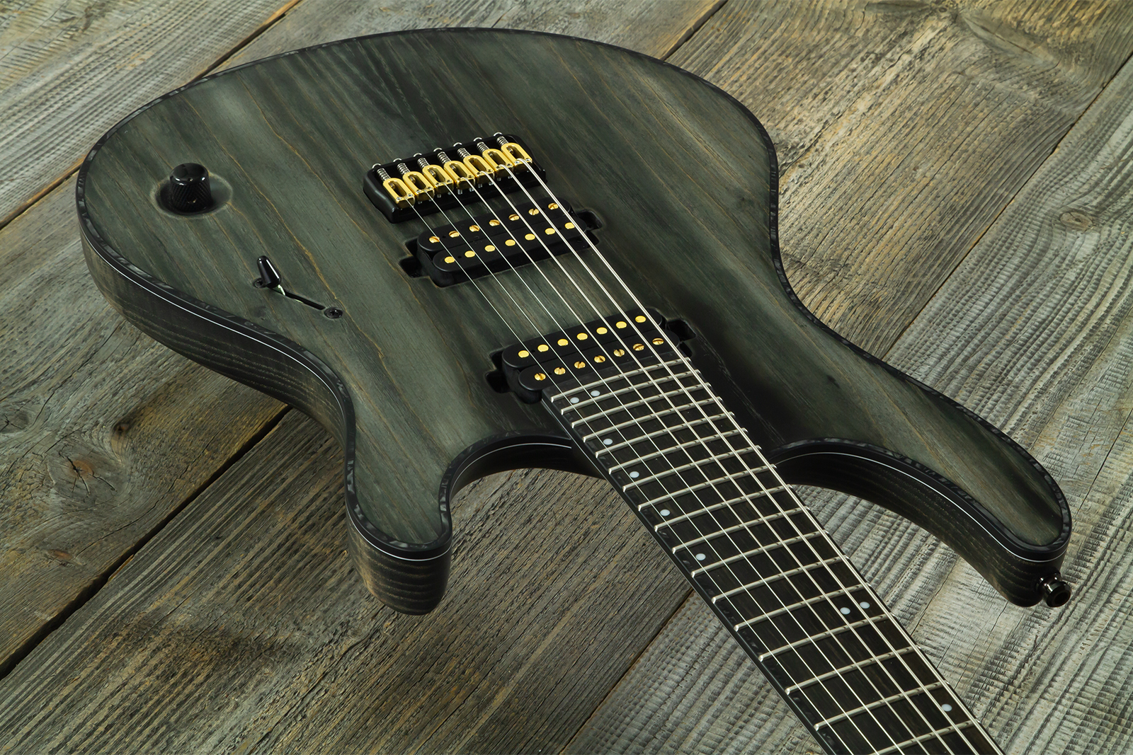 Mayones Guitars Regius Gothic 7c 2h Velvetrone Ht Eb #rf2510207 - Matt Gothic Black - 7-snarige elektrische gitaar - Variation 2