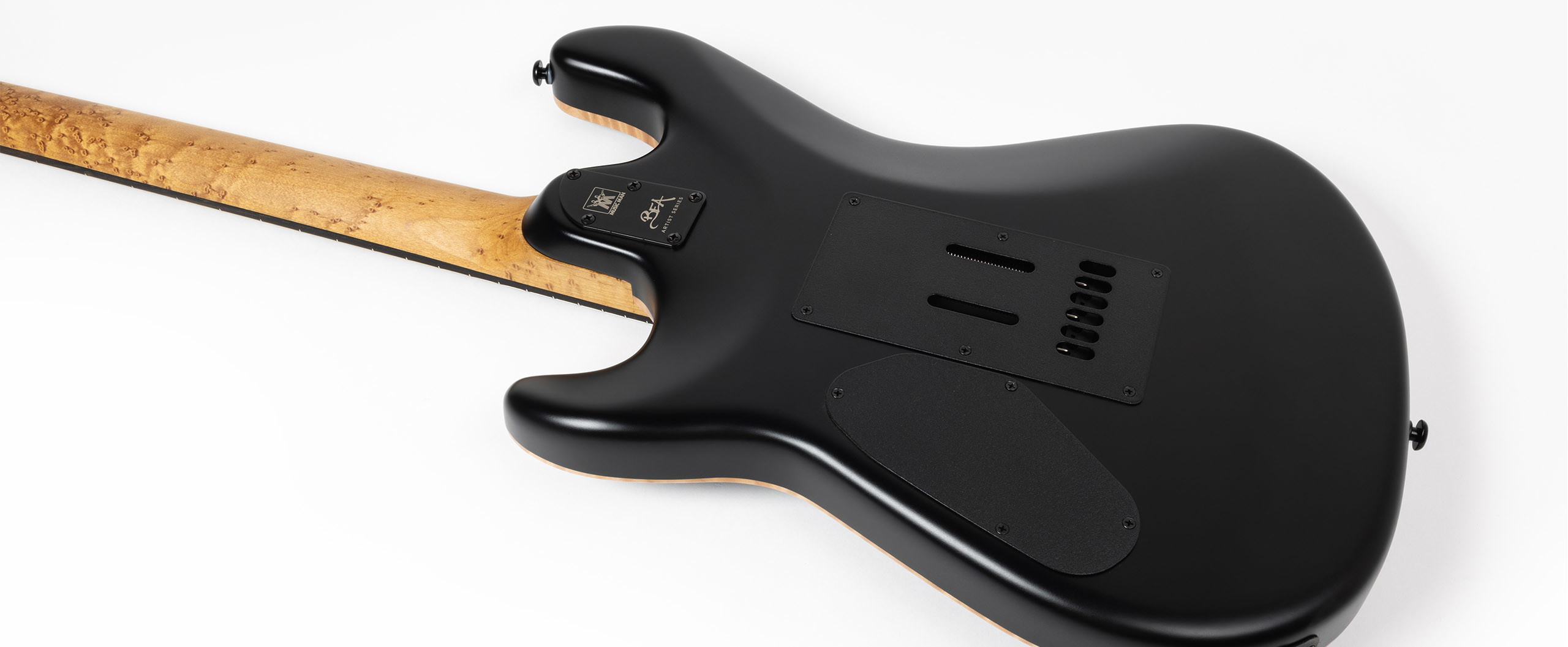 Music Man Rabea Massad Sabre Signature 2h Trem Eb - Vileblood Burst - Kenmerkende elektrische gitaar - Variation 5