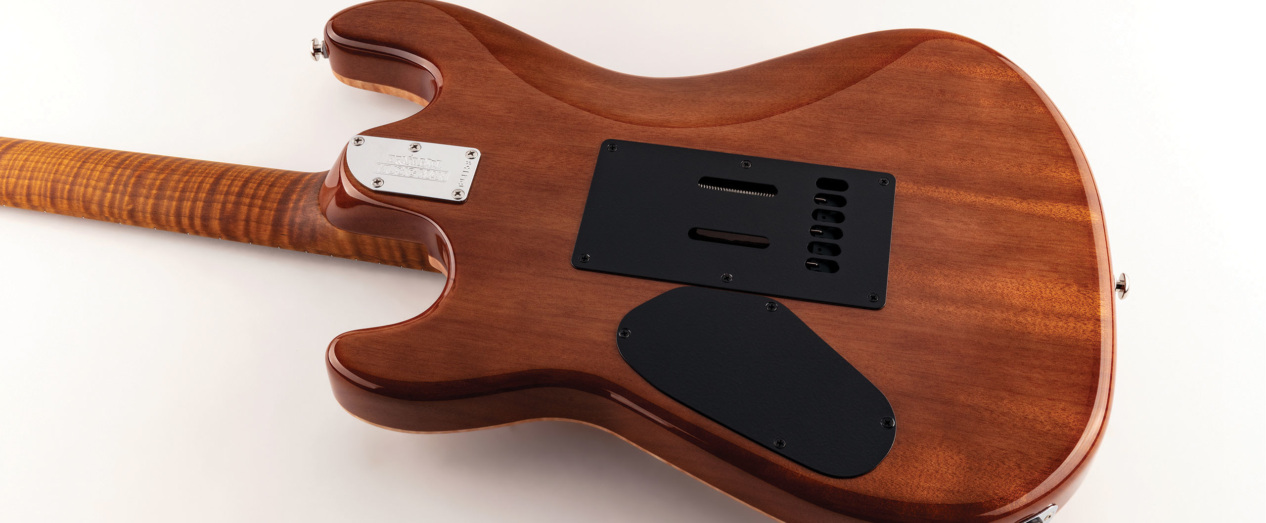 Music Man Sabre Usa 2h Trem Mn - Honey Suckle - Elektrische gitaar in Str-vorm - Variation 1