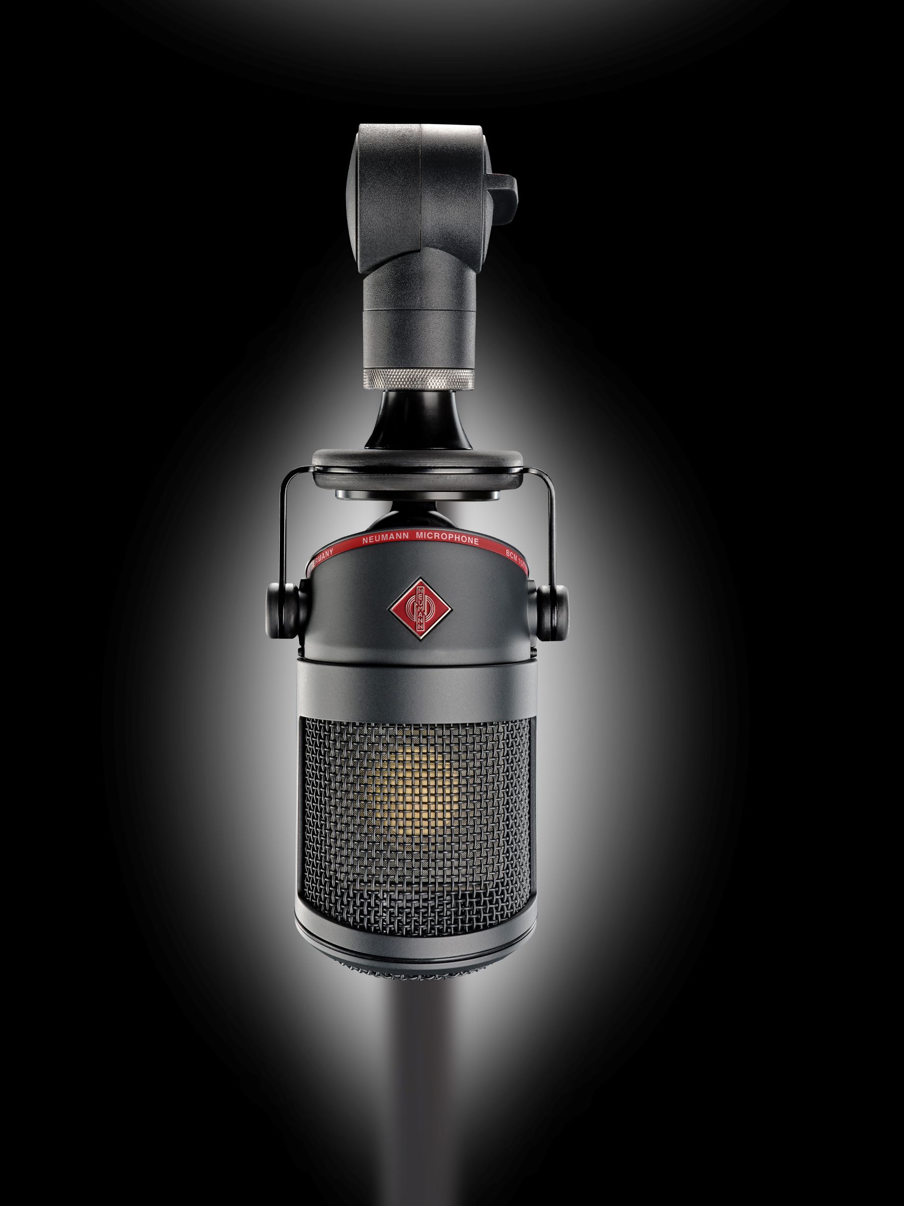 Neumann Bcm 104 Noir - Microphone podcast / radio - Variation 6