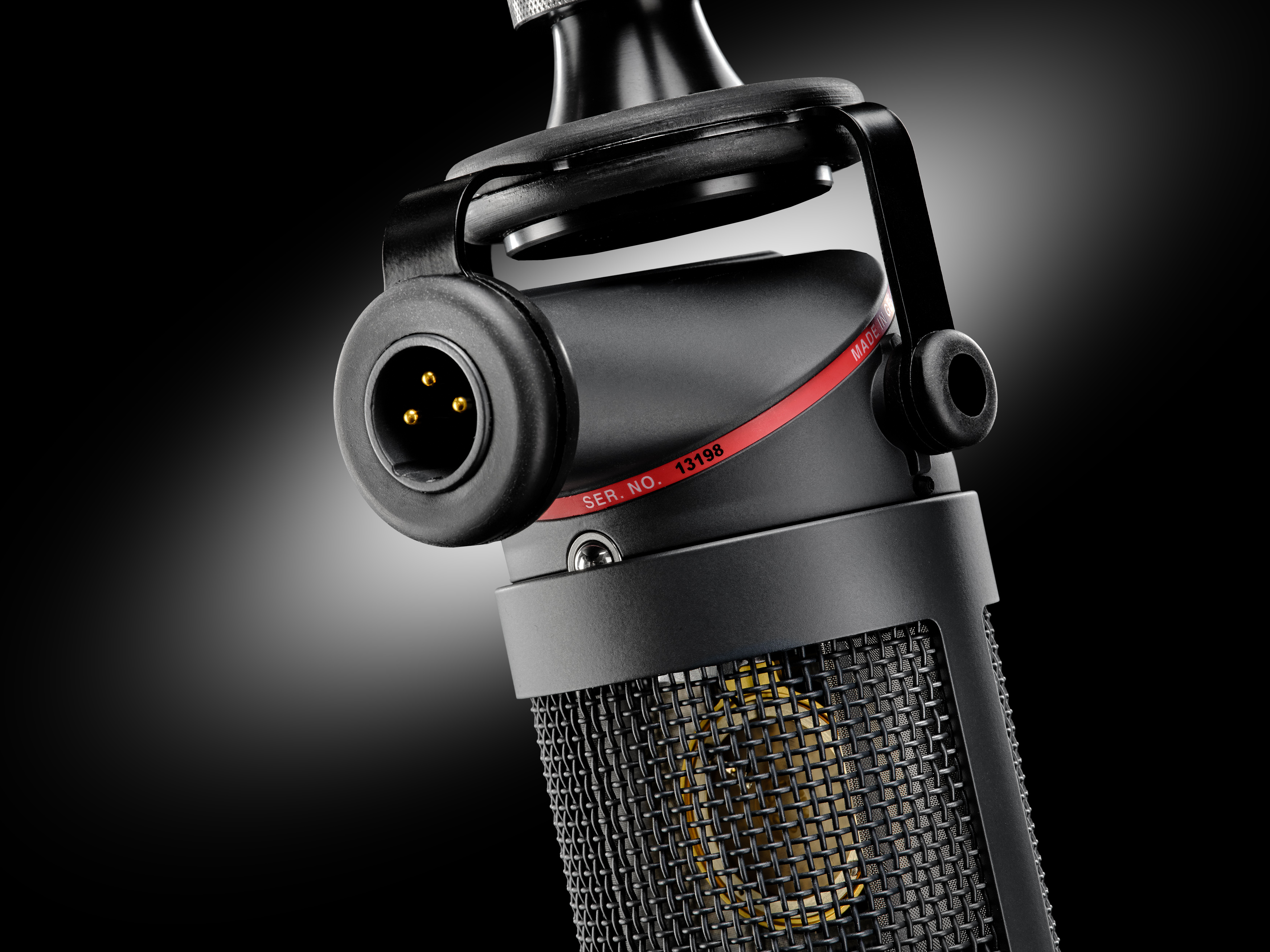 Neumann Bcm 104 Noir - Microphone podcast / radio - Variation 8