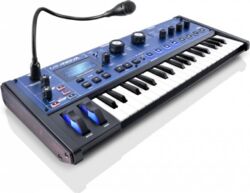 Synthesizer  Novation MiniNova