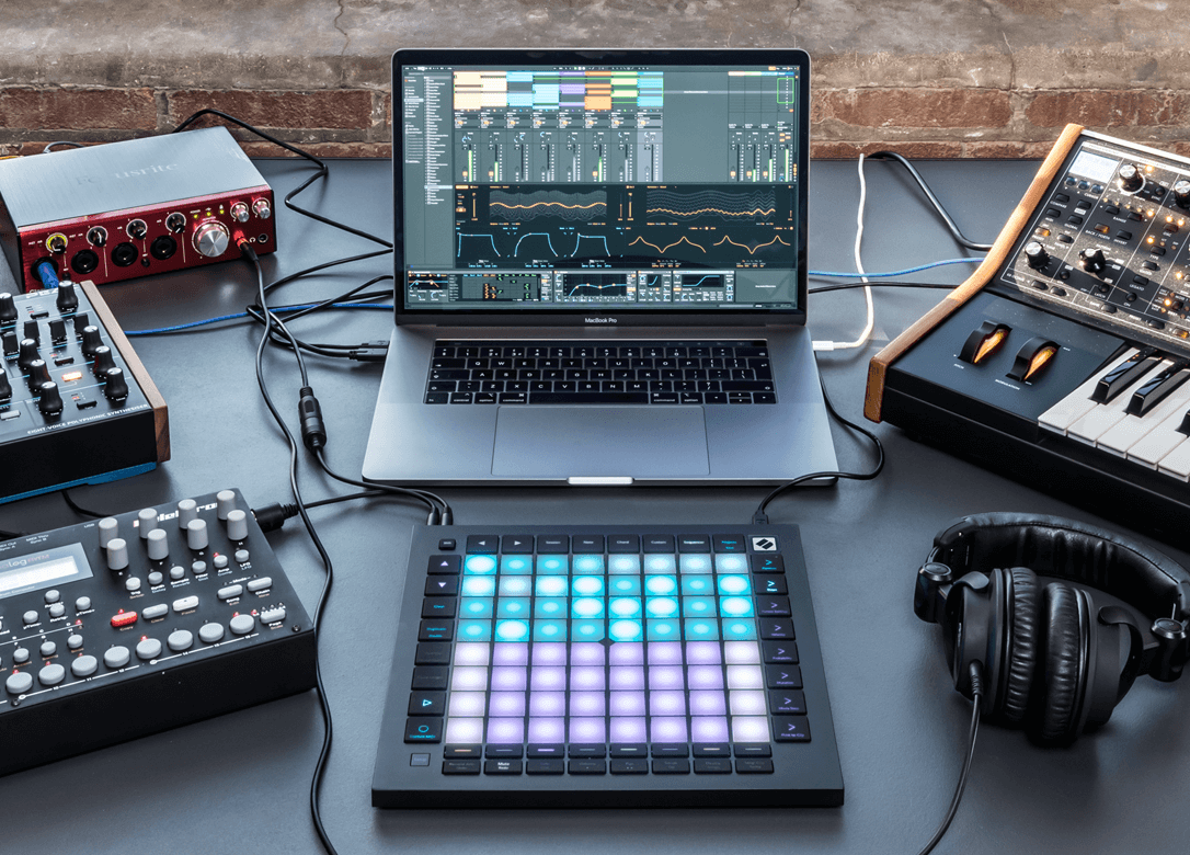 Novation Launchpad Pro Mk3 - Midi Controller - Variation 7