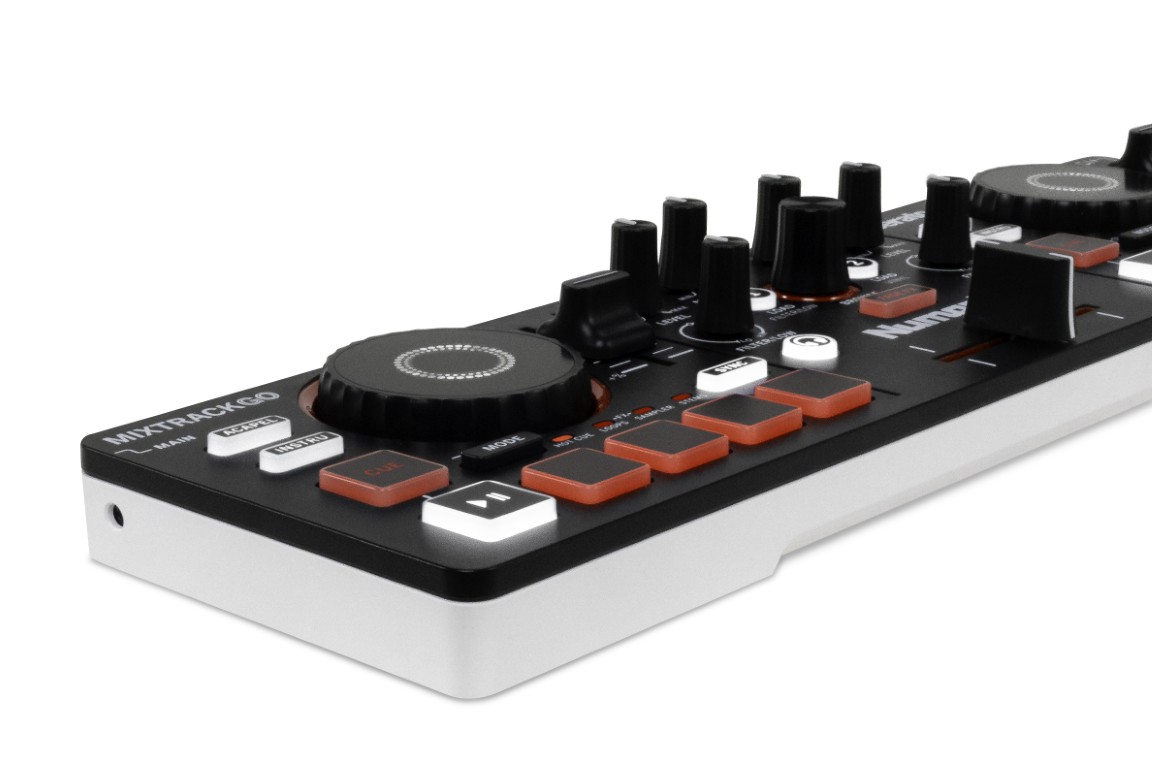 Numark Mix Track Go - USB DJ-Controller - Variation 1