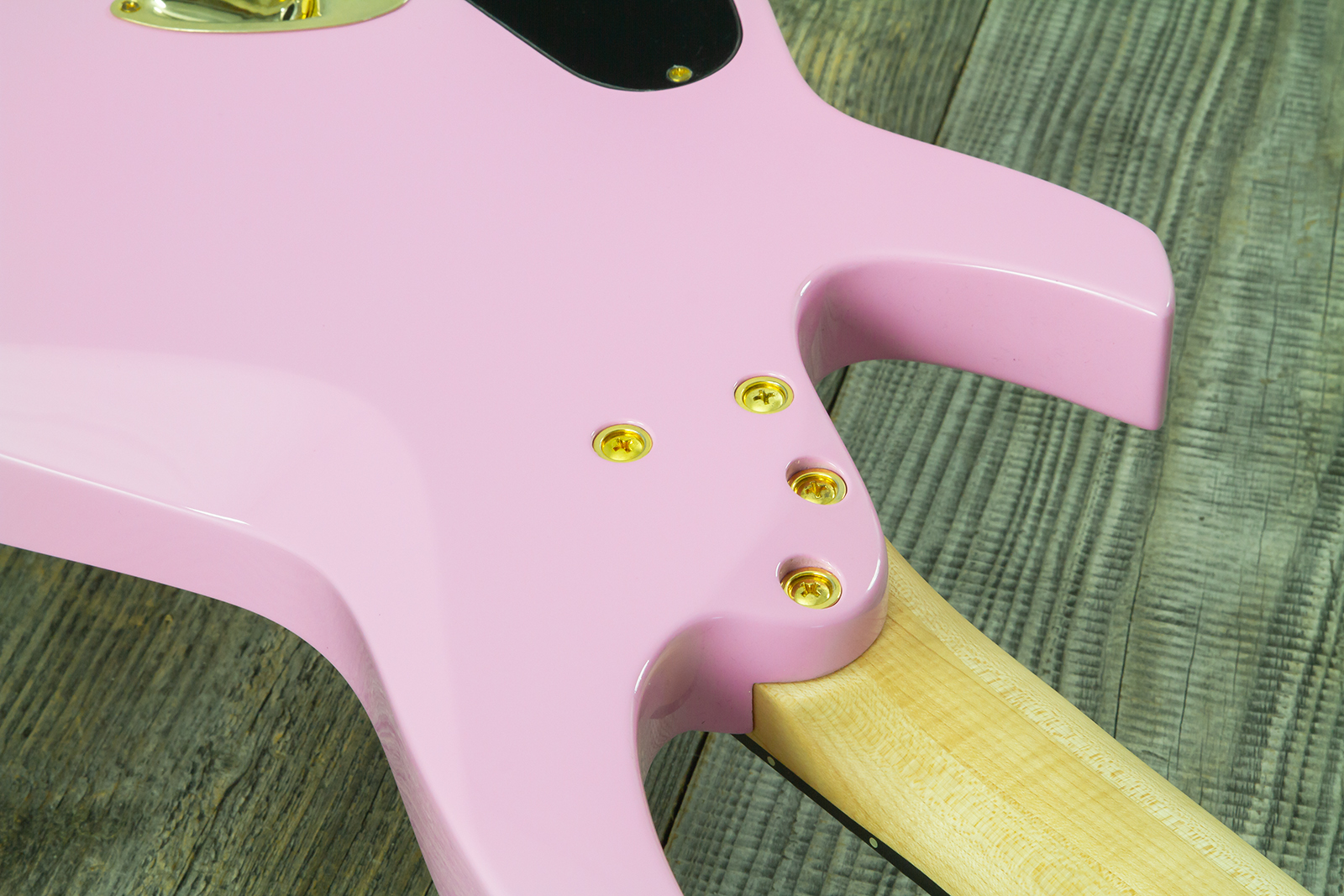 Ormsby Goliath Headless 7 Gtr Run 14 7c Multiscale 2h Ht Eb - Shell Pink - Multi-scale gitaar - Variation 10
