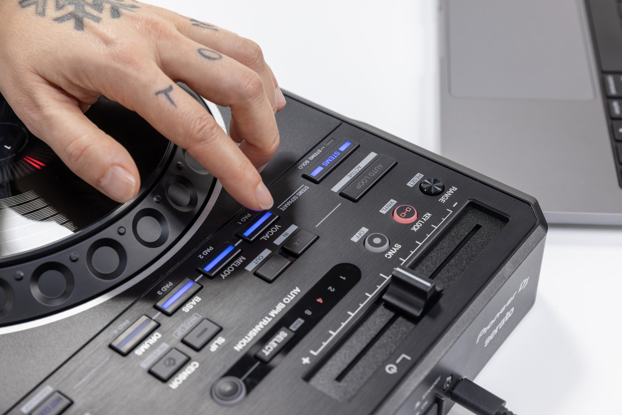 Pioneer Dj Ddj-rev5 - USB DJ-Controller - Variation 8