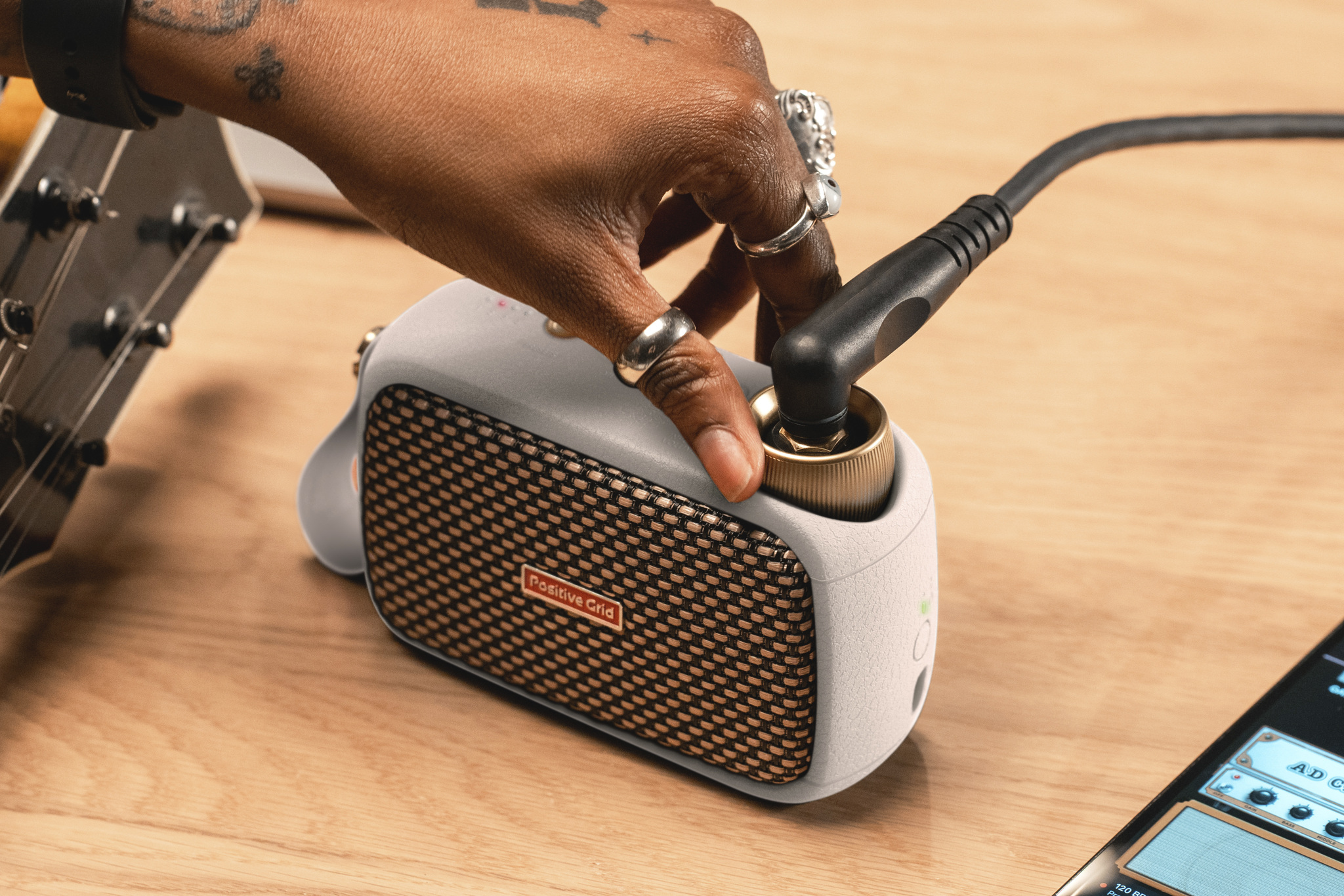 Positive Grid Spark Go Pearl 5w 1x2 - Elektrische gitaar mini versterker - Variation 2