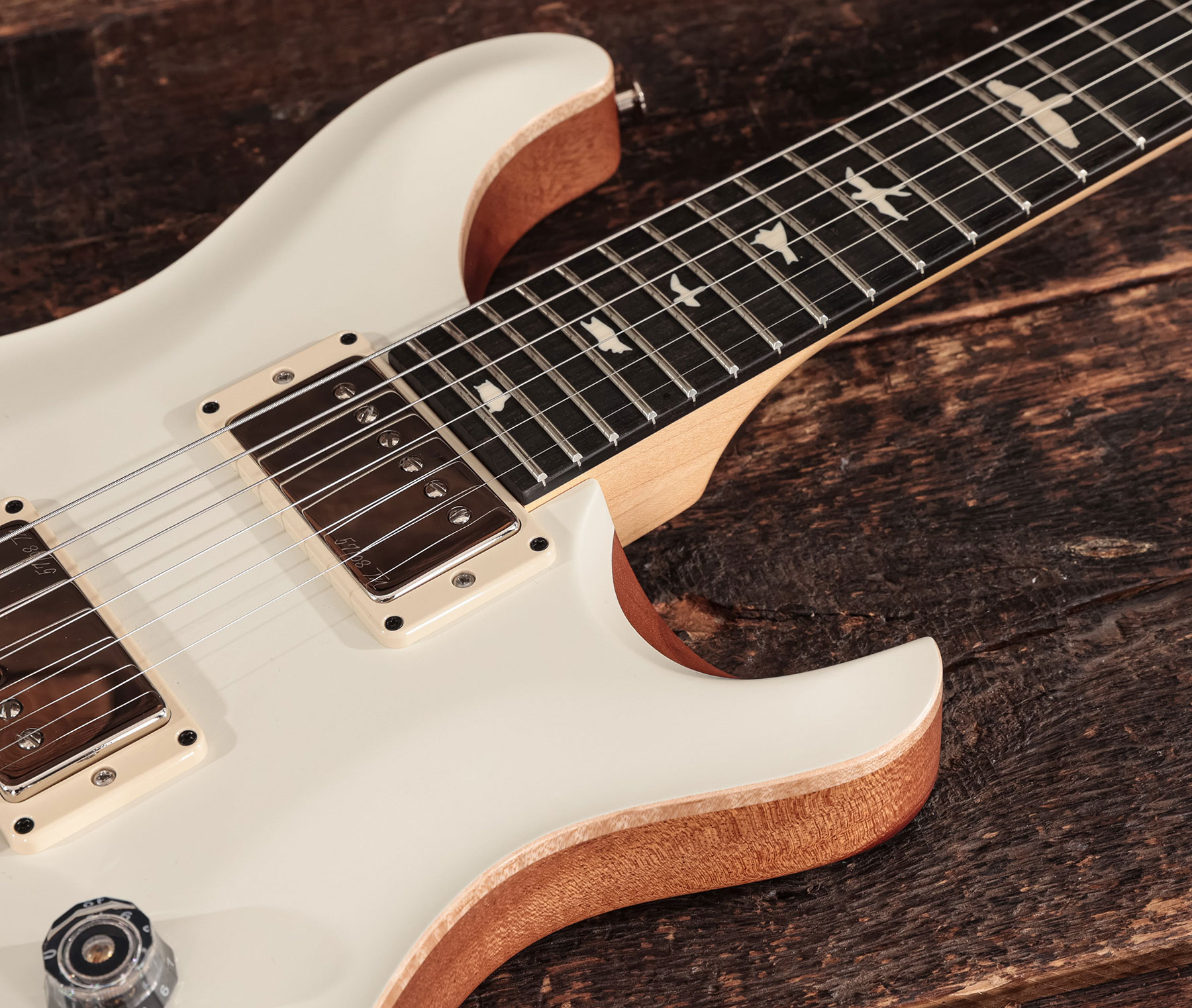 Prs Ce 24 Satin Bolt-on Usa Ltd 2h Trem Rw - Antique White - Guitarra eléctrica de doble corte. - Variation 2