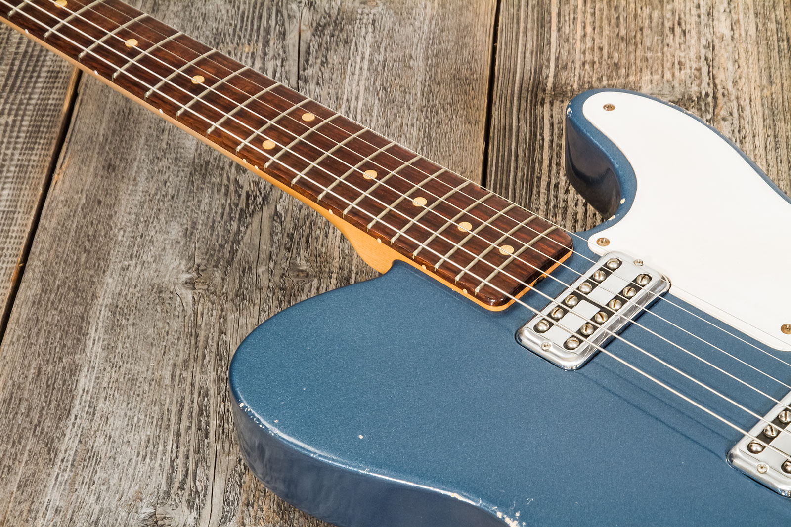 Rebelrelic Carmelita 2h Tv Jones Ht Rw #62165 - Medium Aged Lake Placid Blue - Televorm elektrische gitaar - Variation 3