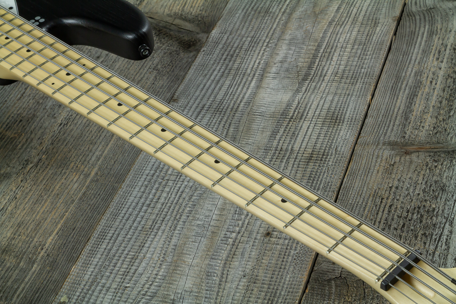 Sandberg California Tm5 Sl Superlight 5c All Active Mn #49436 - Black Matt - Solid body elektrische bas - Variation 5