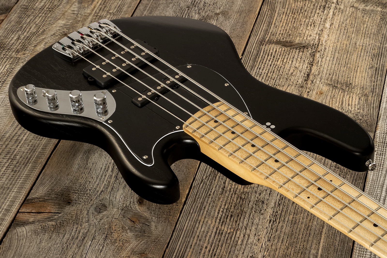 Sandberg California Tm5 Sl Superlight Black Dots 5c All Active Mn - Black - Solid body elektrische bas - Variation 2