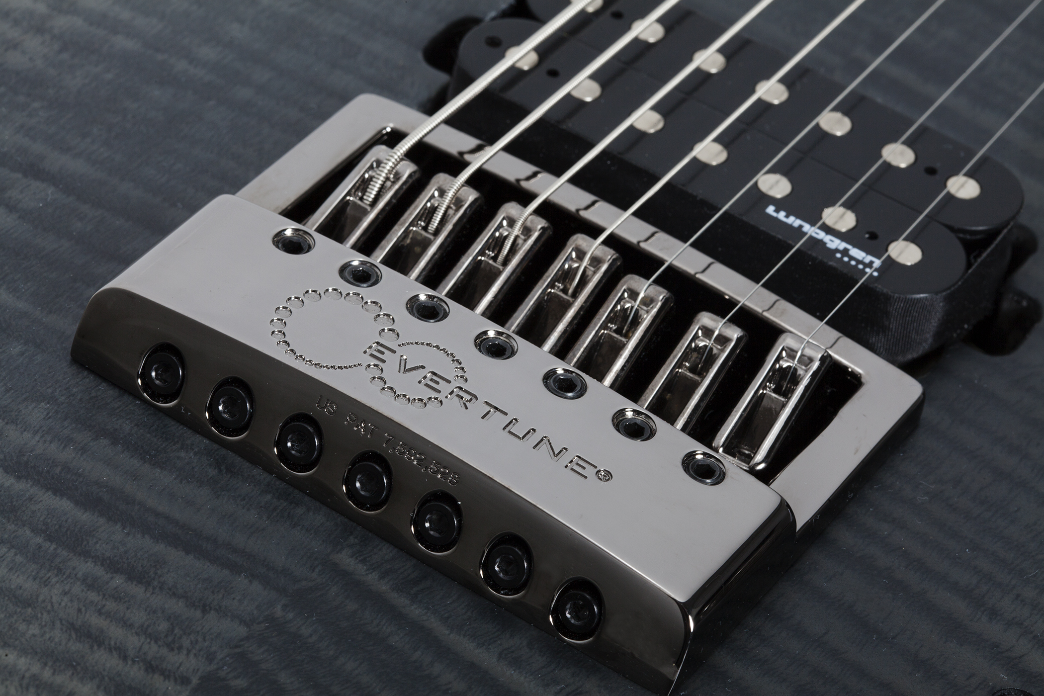 Schecter Banshee Mach-7 Evertune 7c 2h Lundgren Ht Eb - Fallout Burst - 7-snarige elektrische gitaar - Variation 4