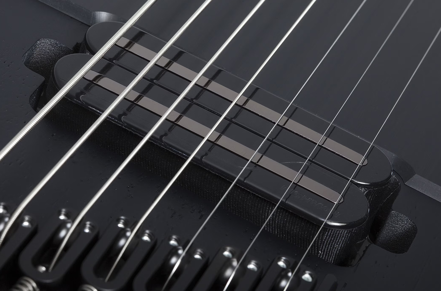 Schecter Pt7 Ms Black Ops 7c Multiscale Baryton 1h Ht Eb - Satin Black Open Pore - Multi-scale gitaar - Variation 5