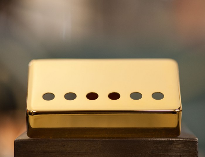 Seymour Duncan Humbucker Cover - Gold - Pickup cover - Variation 1