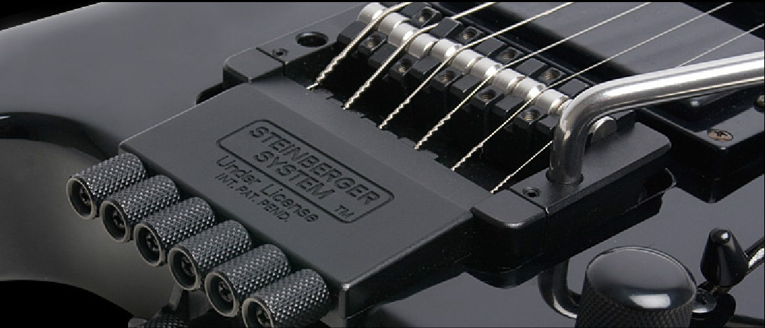 Steinberger Gt-pro Deluxe Outfit Hsh Trem Rw +housse - Black - Elektrische reisgitaar - Variation 4