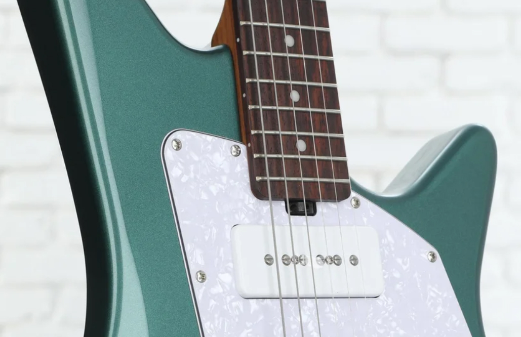 Sterling By Musicman Albert Lee P90 Al40p Signature 2p90 Trem Rw - Sherwood Green - Kenmerkende elektrische gitaar - Variation 1