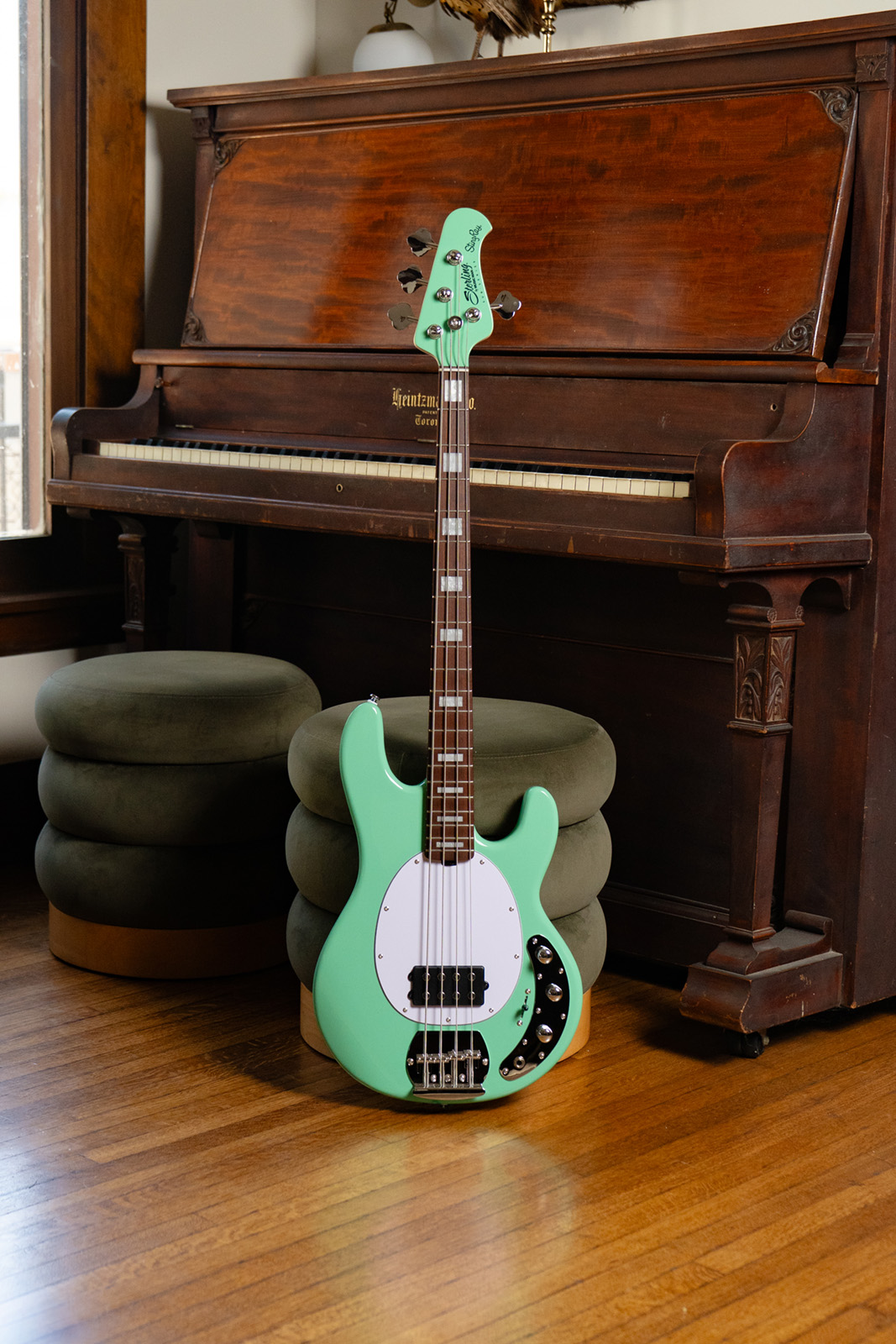 Sterling By Musicman Stingray4 Sub Series 1h Jat - Seafoam Green - Solid body elektrische bas - Variation 4