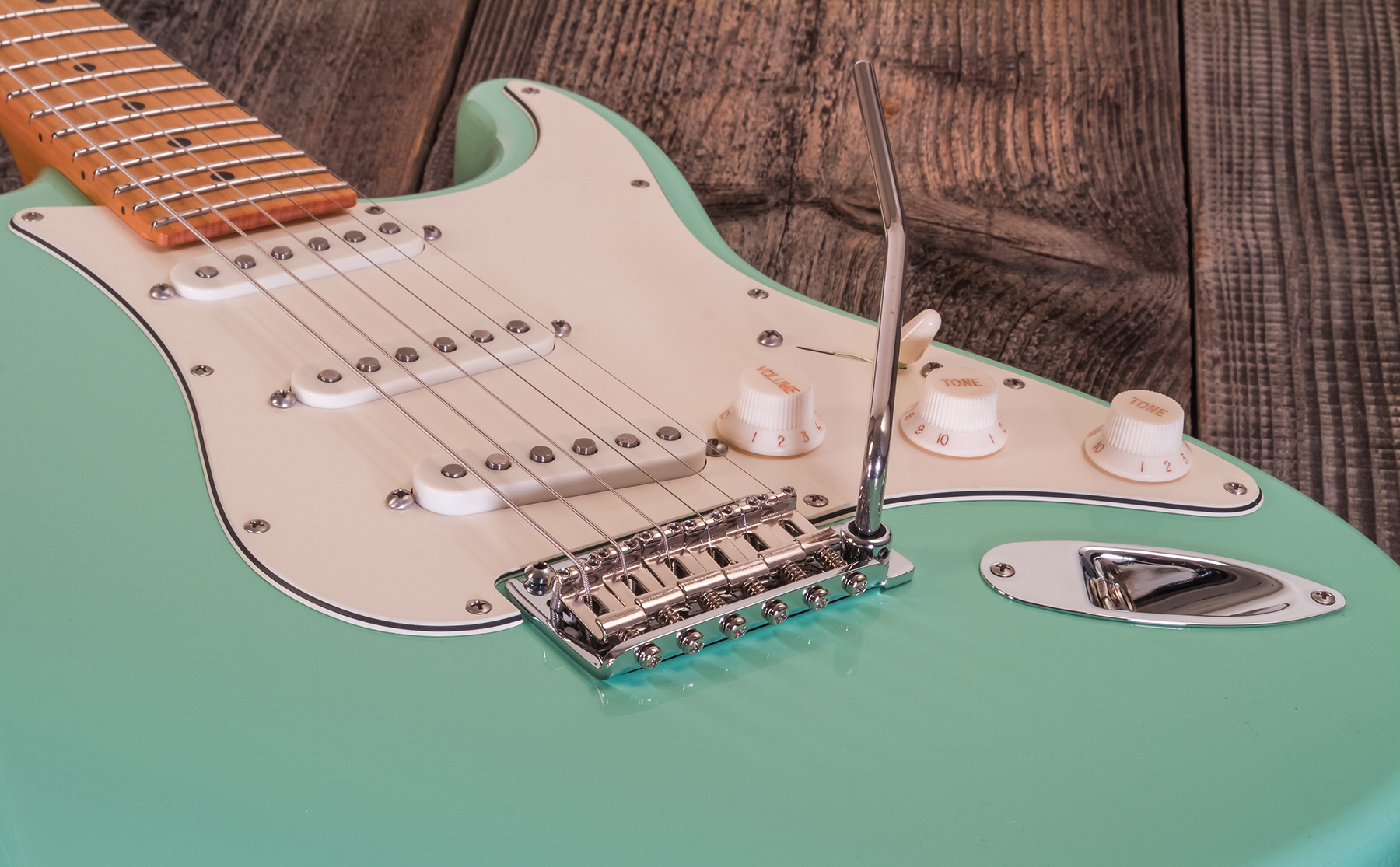 Suhr Classic S Antique Sss 01-csa-0020 3s Trem Mn #71418 - Light Aging Surf Green - Elektrische gitaar in Str-vorm - Variation 4