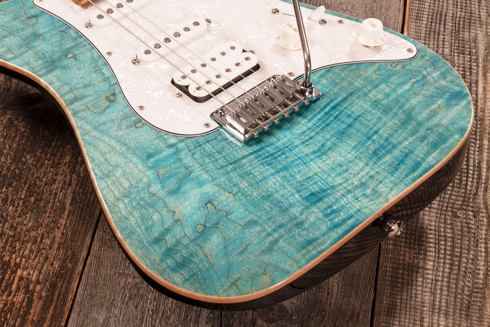 Suhr Standard Plus 01-stp-0041 Usa Hss Trem Mn #72737 - Bahama Blue - Elektrische gitaar in Str-vorm - Variation 4