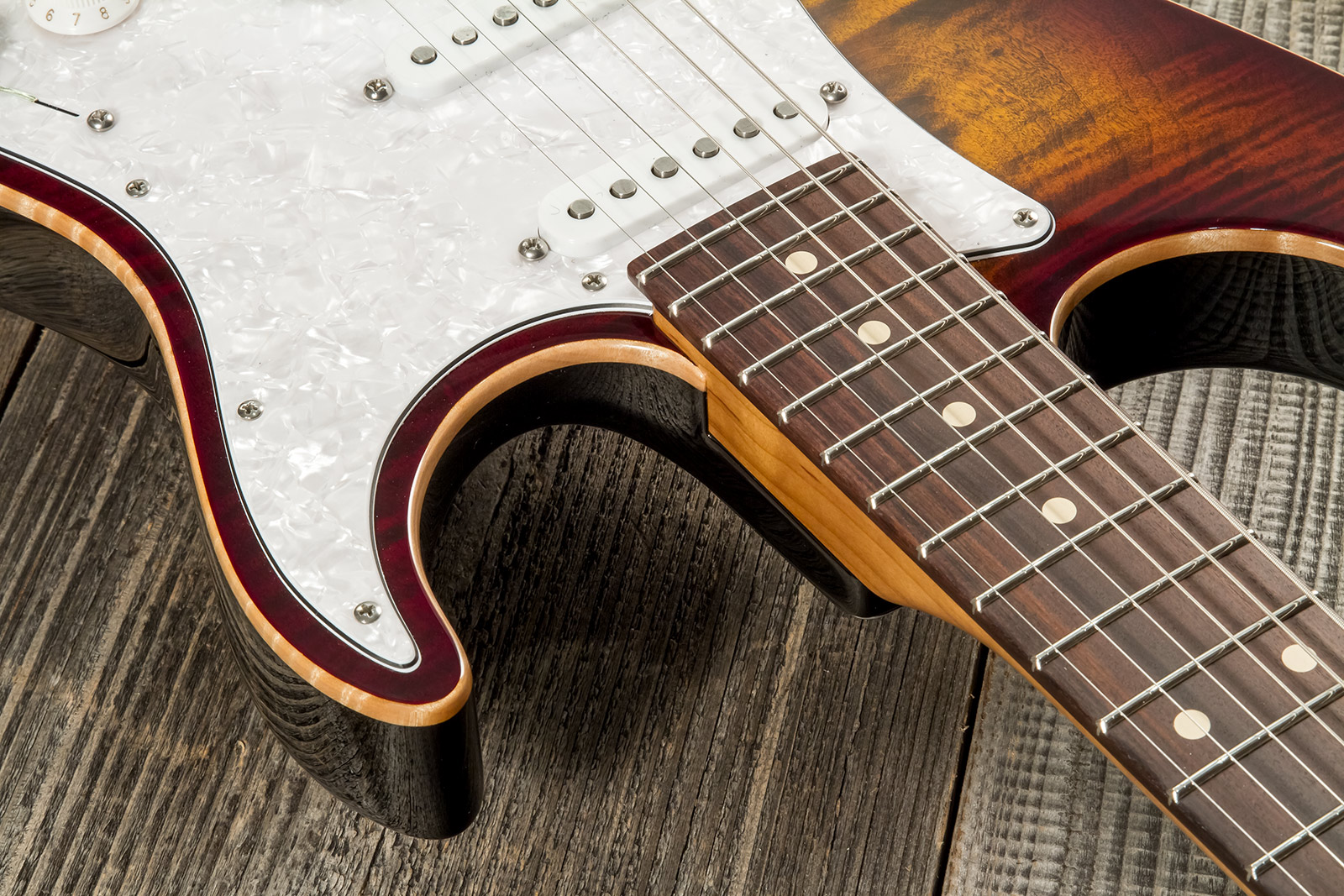 Suhr Standard Plus Usa Hss Trem Pf #72959 - Bengal Burst - Elektrische gitaar in Str-vorm - Variation 3