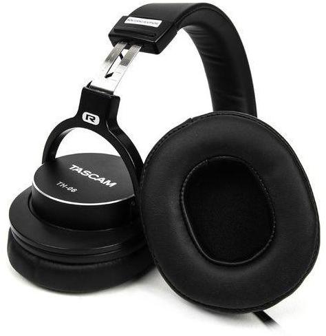 Tascam TH-06