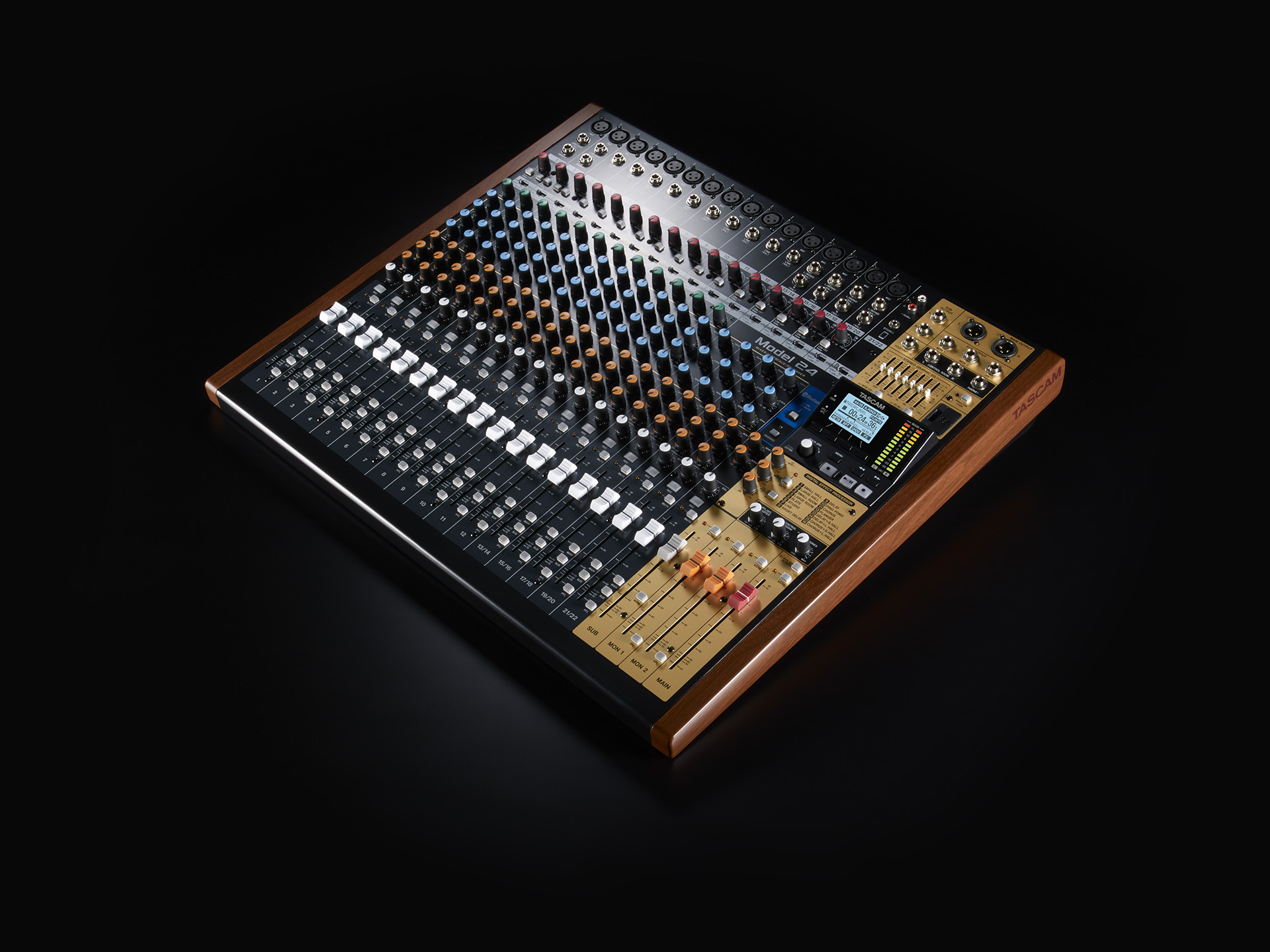 Tascam Model 24 - Analoge Mengtafel - Variation 3