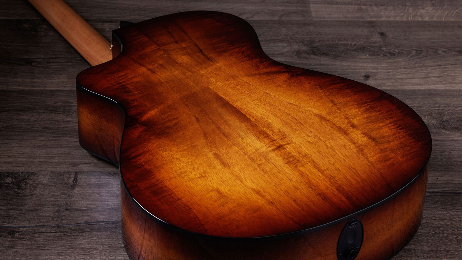 Taylor 222ce-k Dlx Grand Concert Cw Tout Koa Eb Es2 - Shaded Edgeburst - Elektro-akoestische gitaar - Variation 4