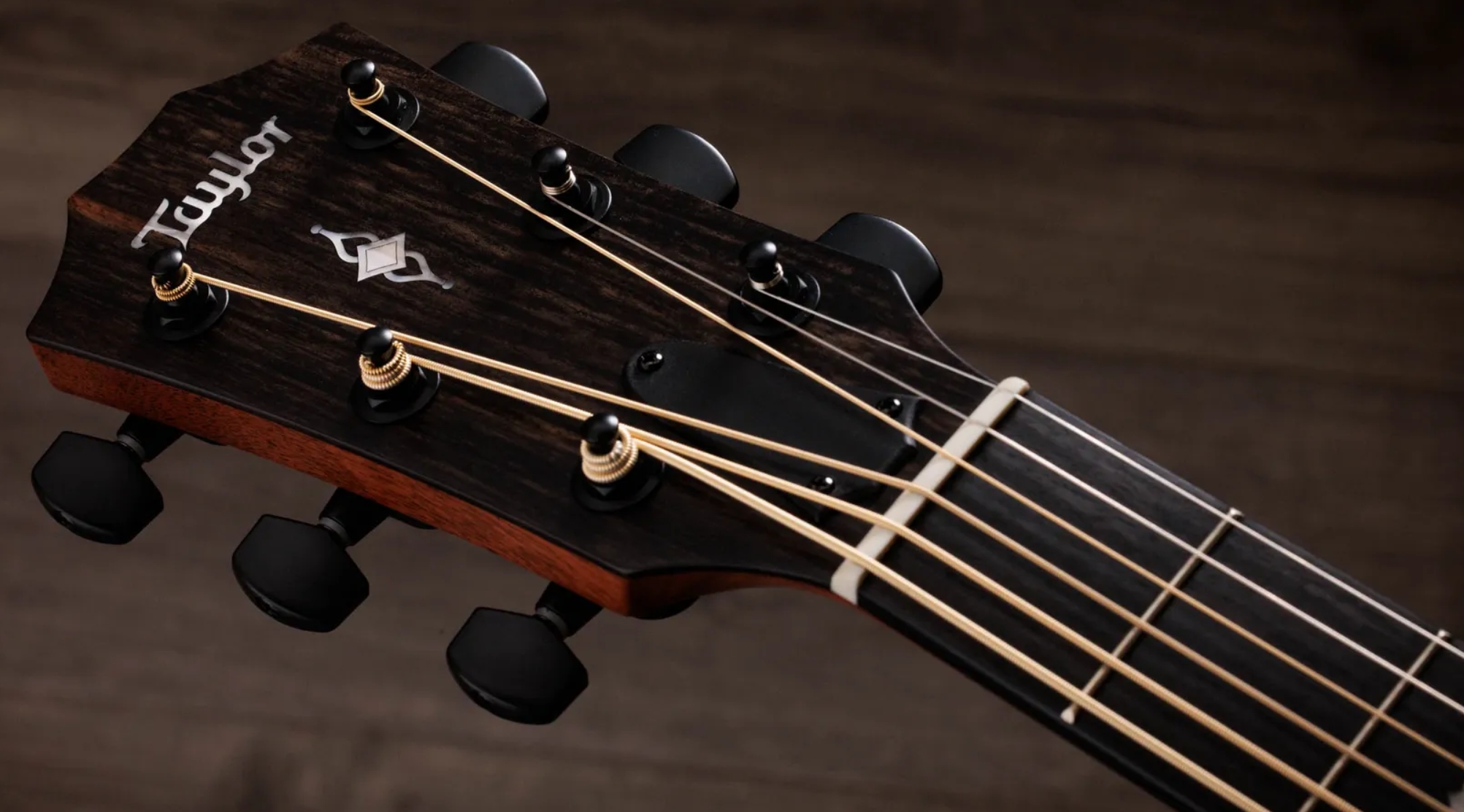 Taylor 324ce Baritone 6 Ltd Grand Auditorium Cw Tout Acajou Eb Es2 - Shaded Edgeburst Top Satin - Folk gitaar - Variation 5