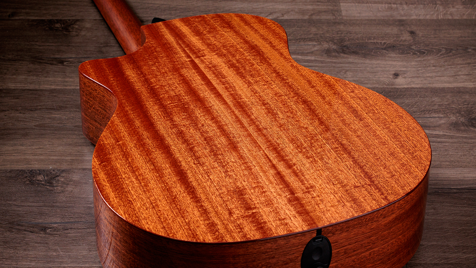 Taylor 324ce Studio Special Edition Next Gen. Grand Auditorium Cw Tout Acajou Eb Claria - Gloss Shaded Edgeburst Top - Folk gitaar - Variation 5