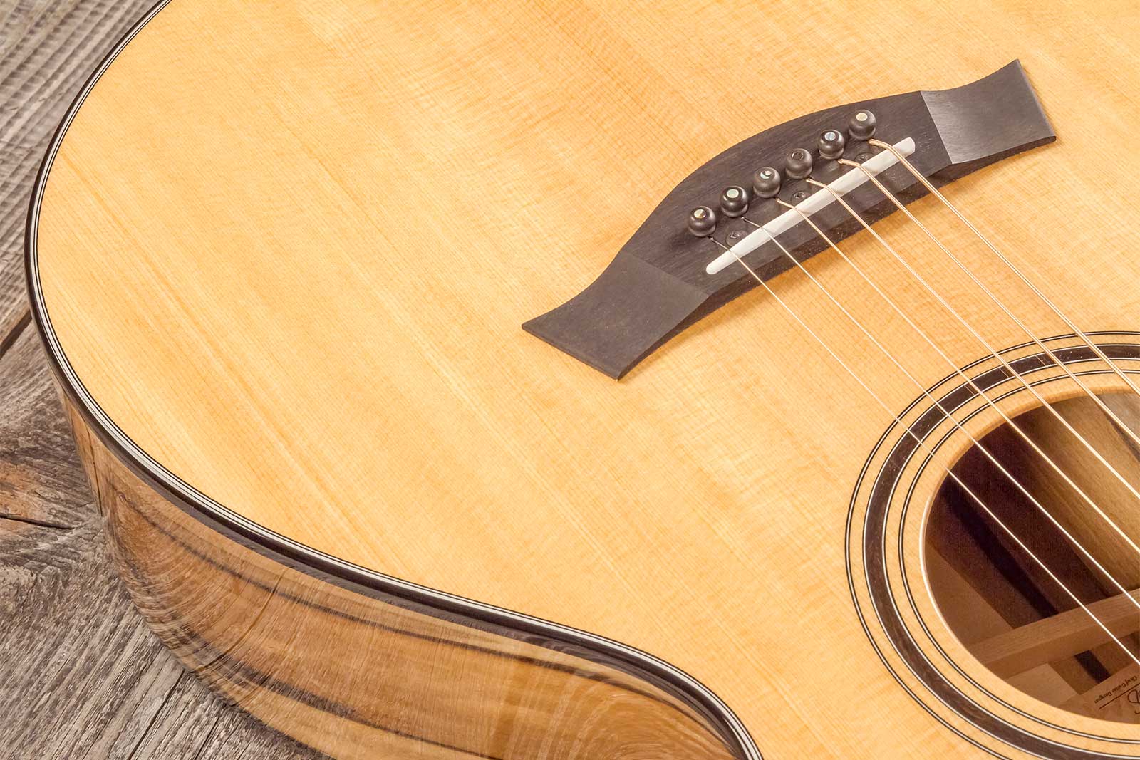 Taylor Custom Gc-e V-class Grand Concert Cw Sitka Torrefie / Blackheart Sassafras  Eb Es2 #1211083110 - Natural - Volksgitaar - Variation 6