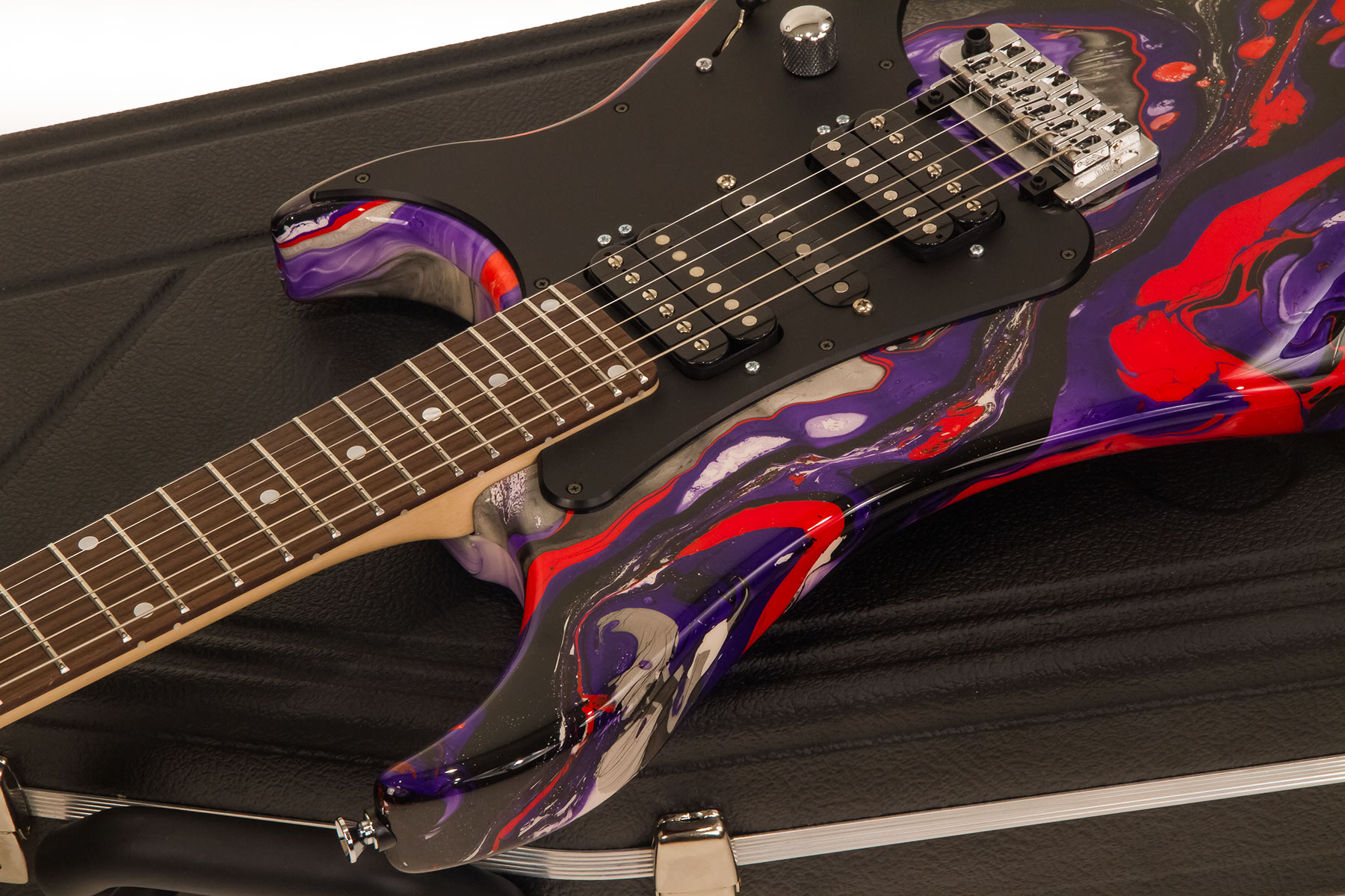 Vigier Excalibur Supraa Hsh Trem Rw - Rock Art Purple Red Black - Elektrische gitaar in Str-vorm - Variation 2