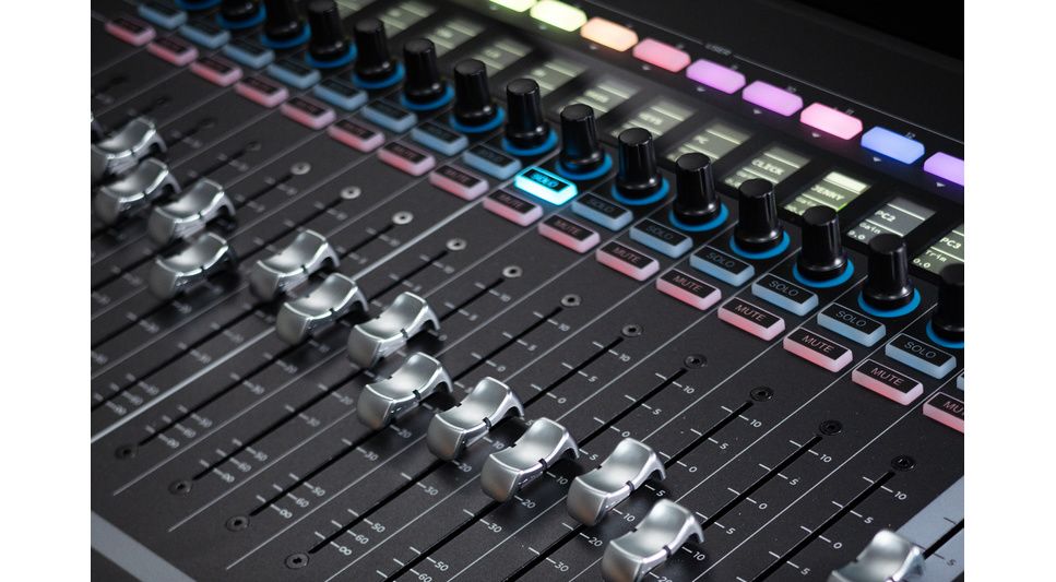 Waves Lv1 Classic - Digitale mengtafel - Variation 6