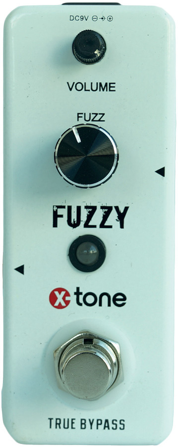 X-tone Fuzzy - - Overdrive/Distortion/fuzz effectpedaal - Main picture