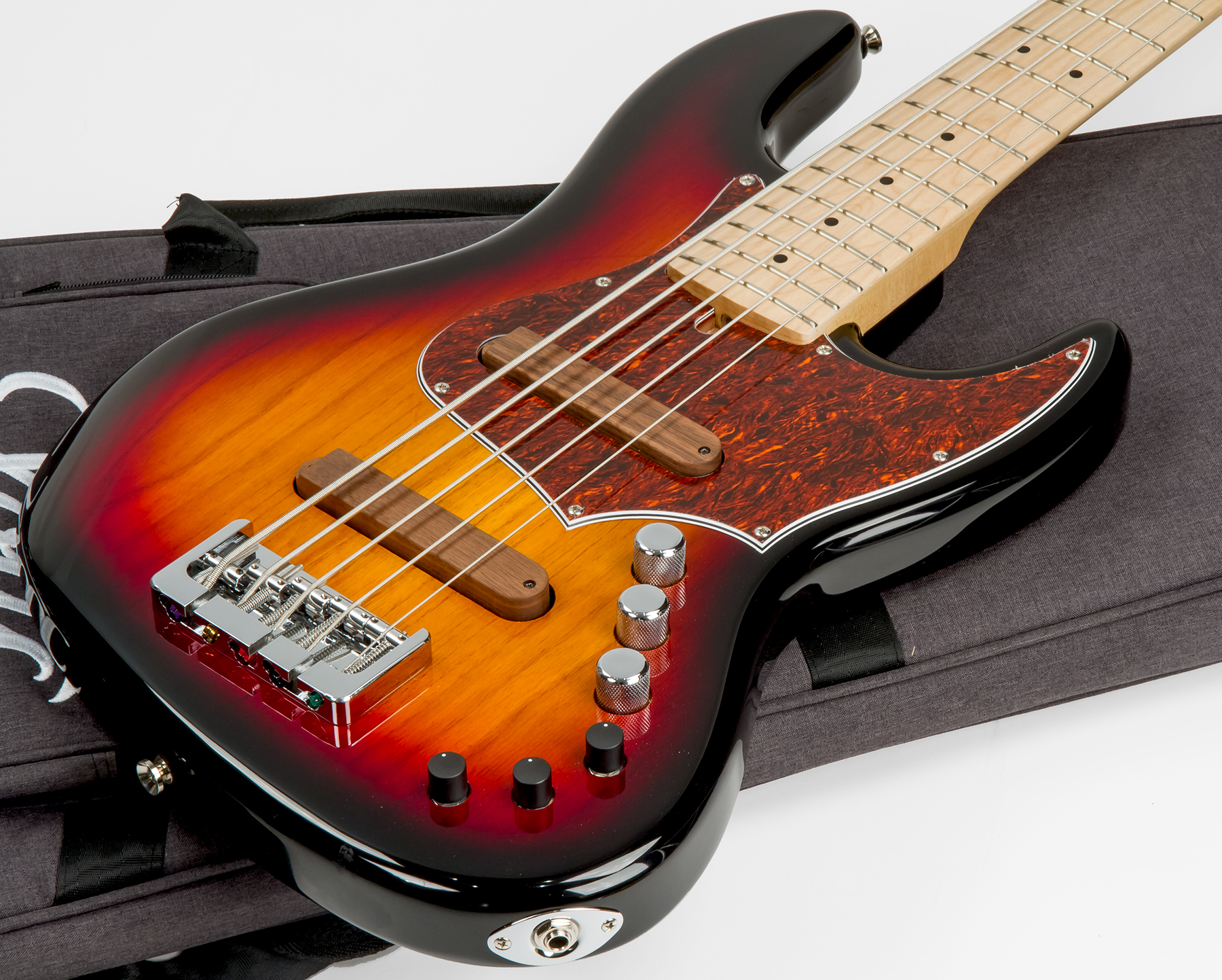 Xotic Xjpro-1 5-cordes Provintage Active/passive Mn - 3 Tone Burst - Solid body elektrische bas - Variation 1