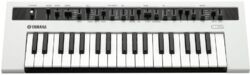 Synthesizer  Yamaha Reface CS